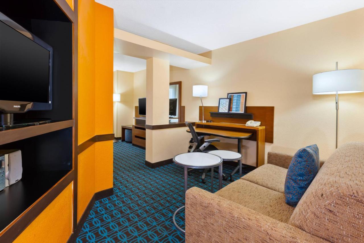 Fairfield Inn & Suites By Marriott Columbus East Reynoldsburg Buitenkant foto